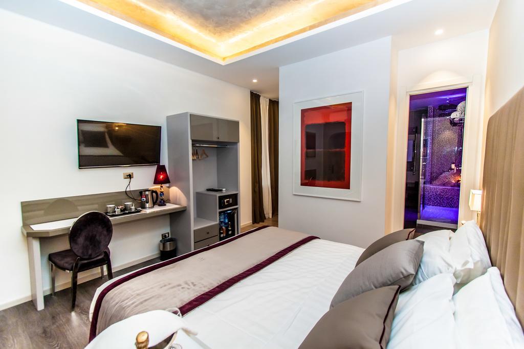 Calisto Luxury Trastevere روما الغرفة الصورة