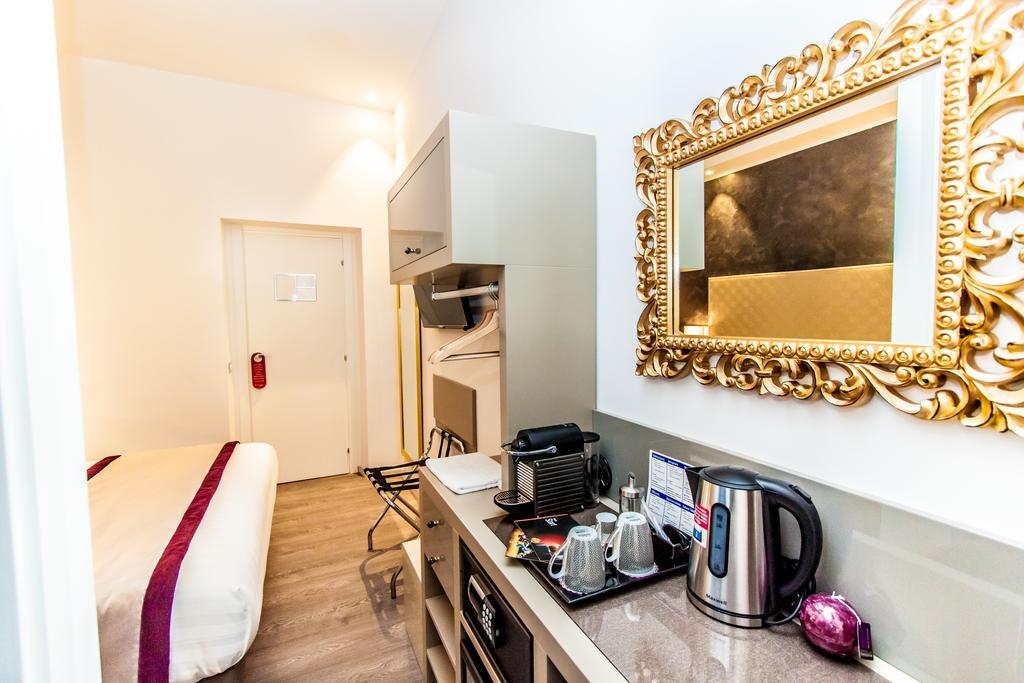 Calisto Luxury Trastevere روما الغرفة الصورة